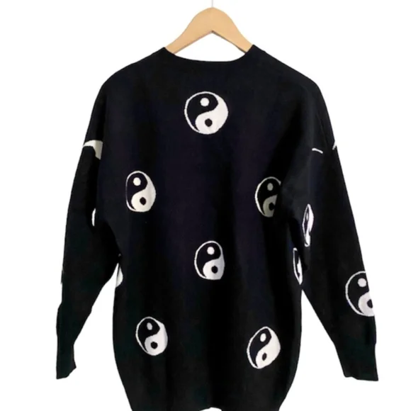 Forever 21 Black and White Yin Yang Sweater - Picture 3 of 4